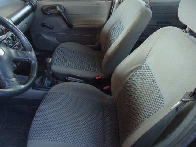 CHEVROLET Corsa Sedan - Foto