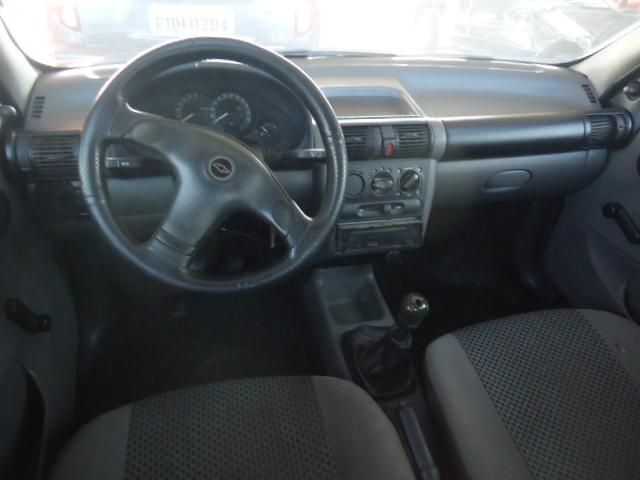 CHEVROLET Corsa Sedan - Foto