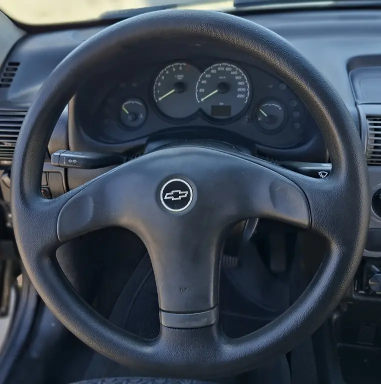 CHEVROLET Corsa Sedan - Foto