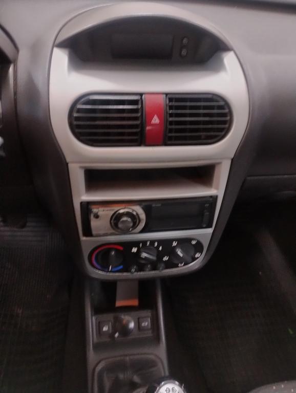 CHEVROLET Corsa Sedan - Foto