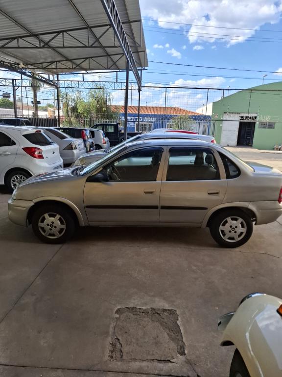 CHEVROLET Corsa Sedan - Foto