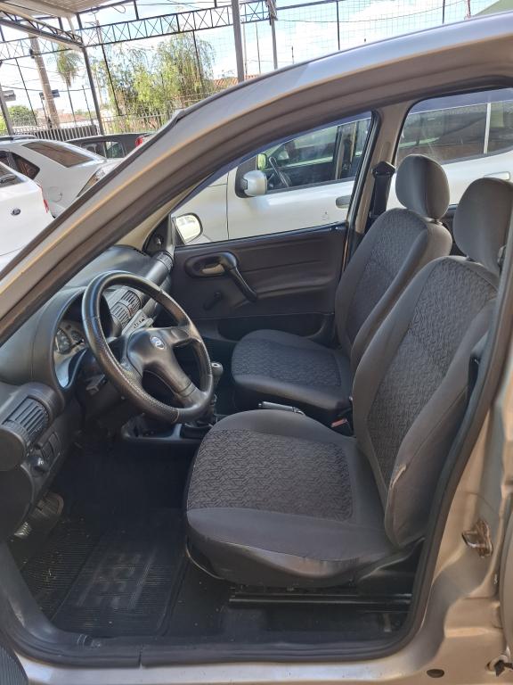 CHEVROLET Corsa Sedan - Foto