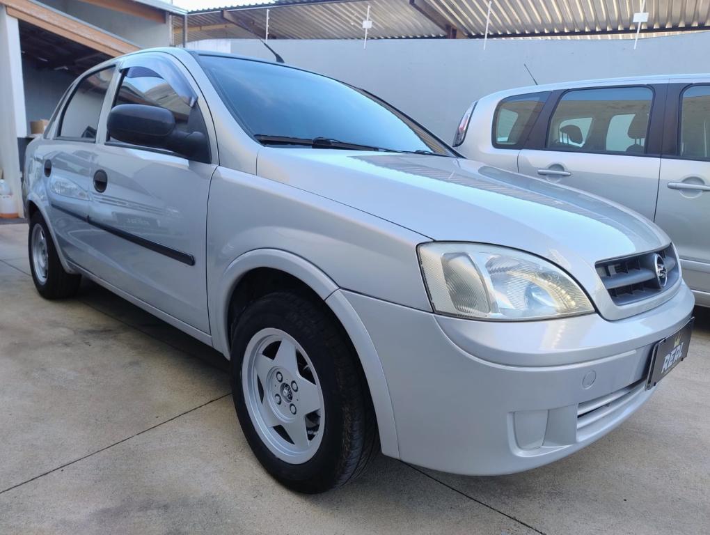 CHEVROLET Corsa Sedan