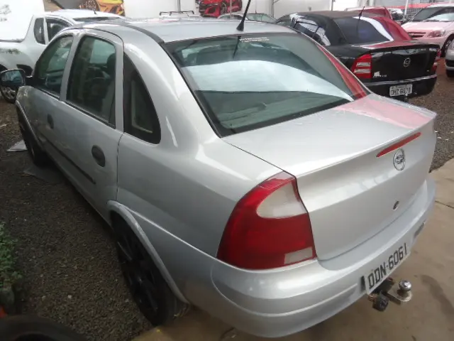 CHEVROLET Corsa Sedan - Foto