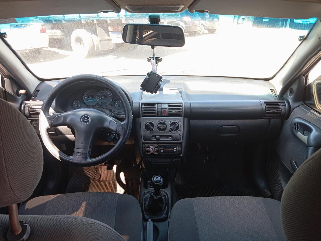 CHEVROLET Corsa Sedan - Foto