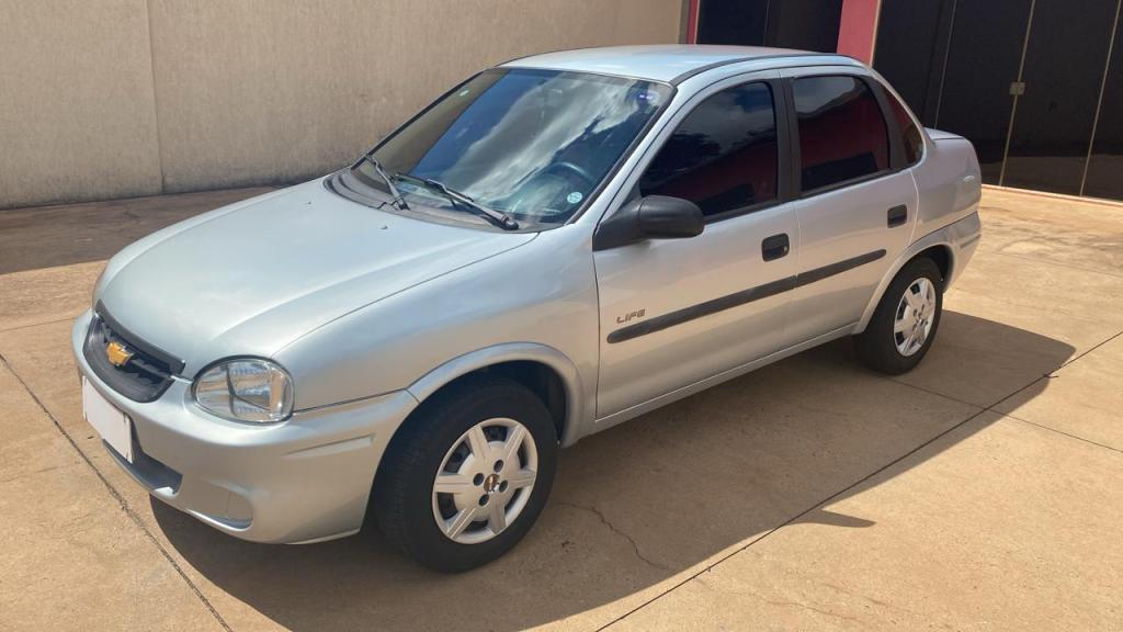 CHEVROLET Corsa Sedan