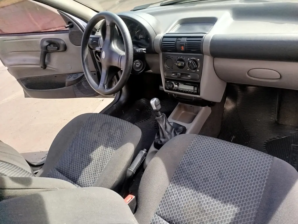 CHEVROLET Corsa Sedan - Foto