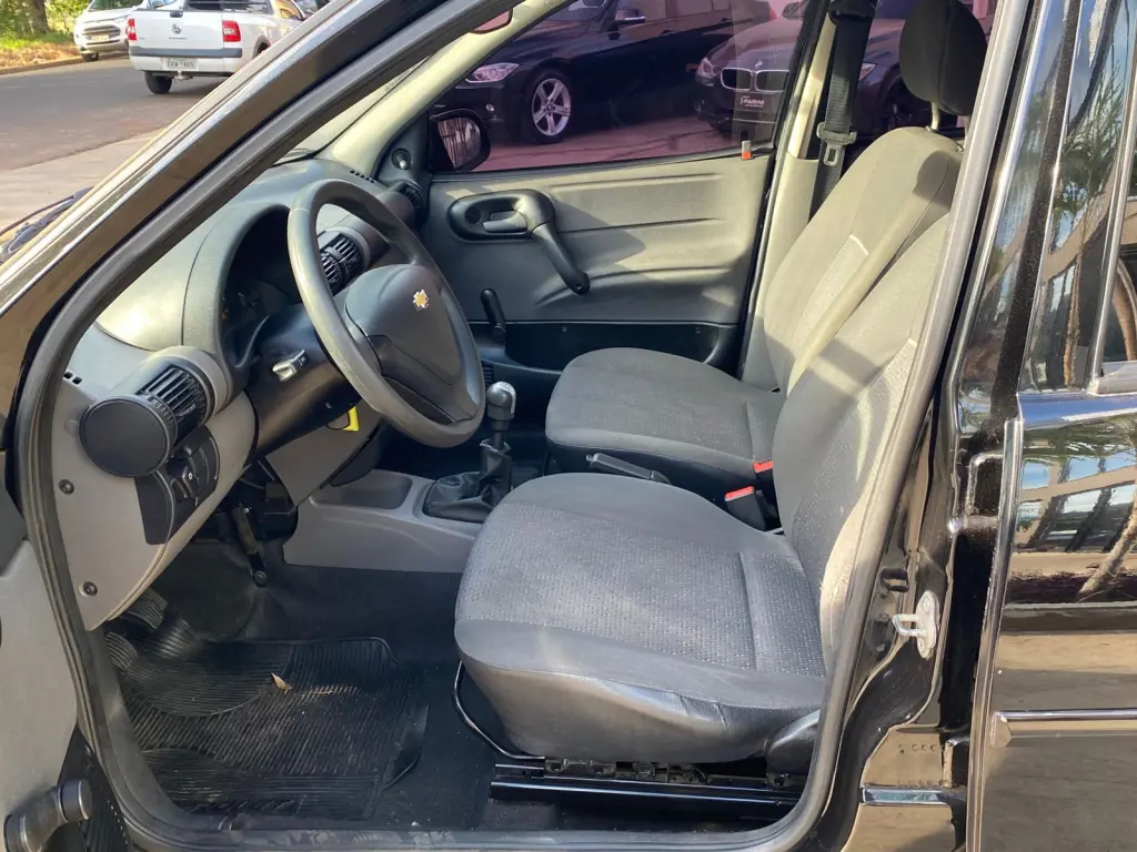 CHEVROLET Corsa Sedan - Foto