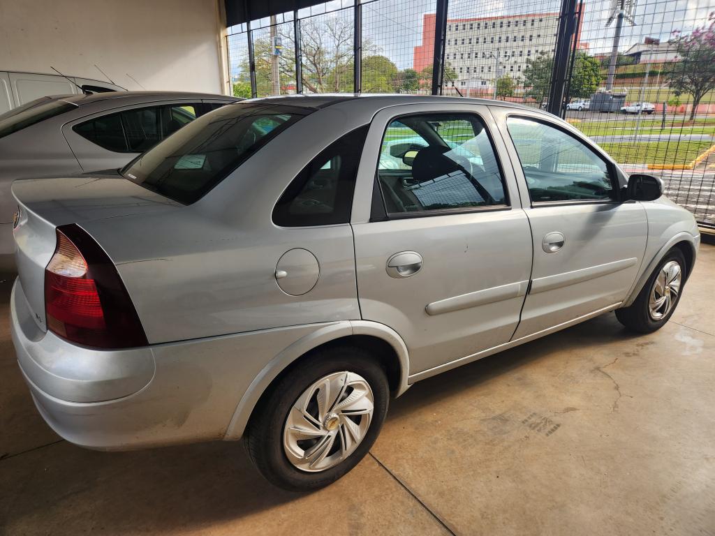 CHEVROLET Corsa Sedan - Foto