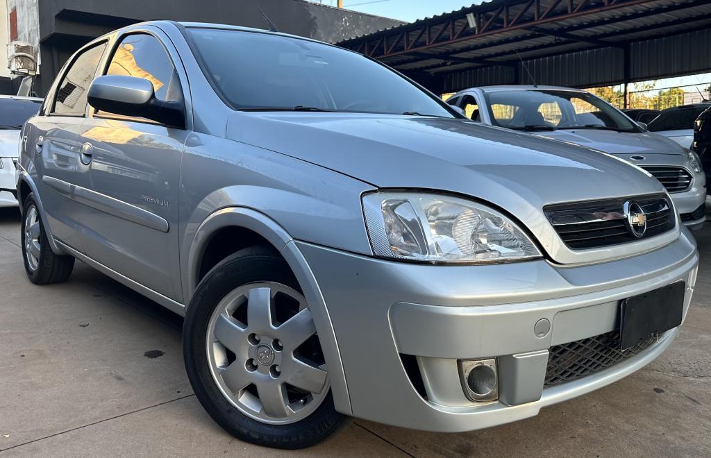 CHEVROLET Corsa Sedan