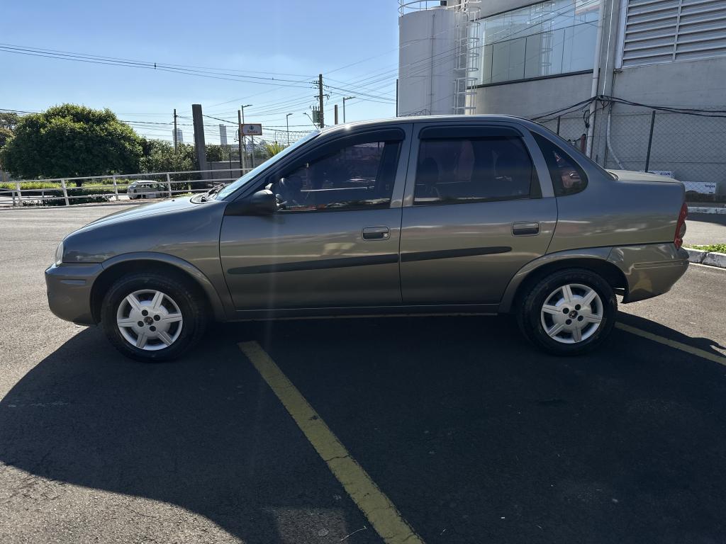CHEVROLET Corsa Sedan - Foto