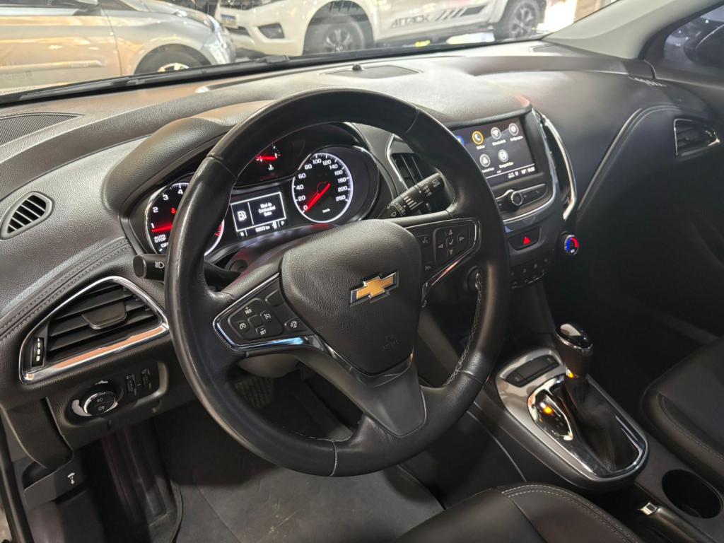 CHEVROLET Cruze Hatch - Foto