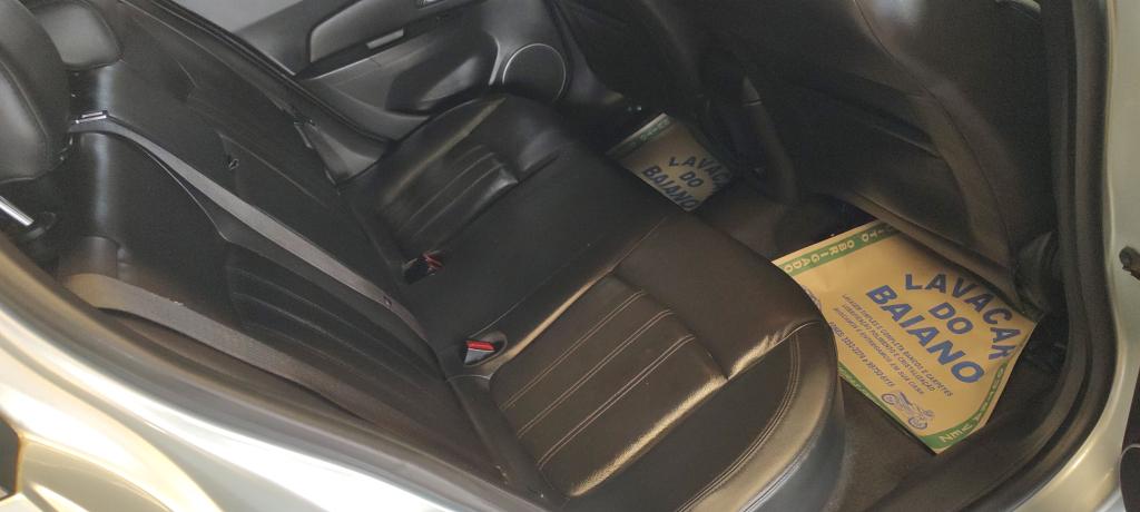 CHEVROLET Cruze Hatch - Foto