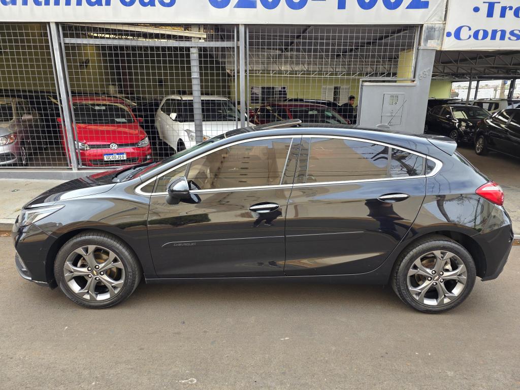 CHEVROLET Cruze Hatch - Foto