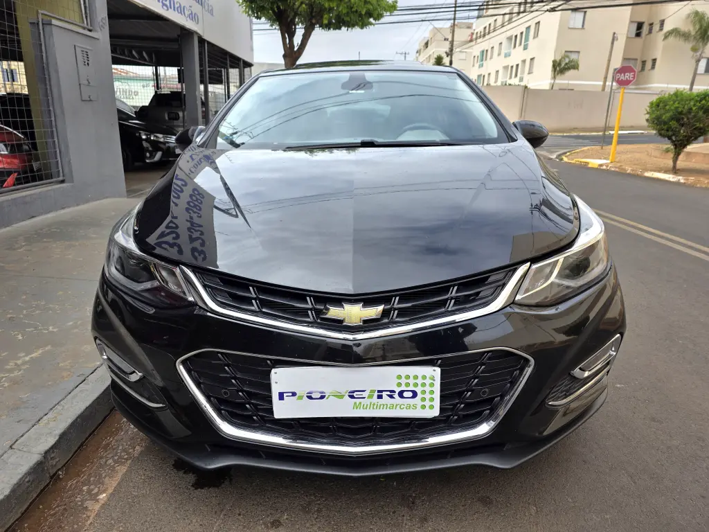 CHEVROLET Cruze Hatch - Foto