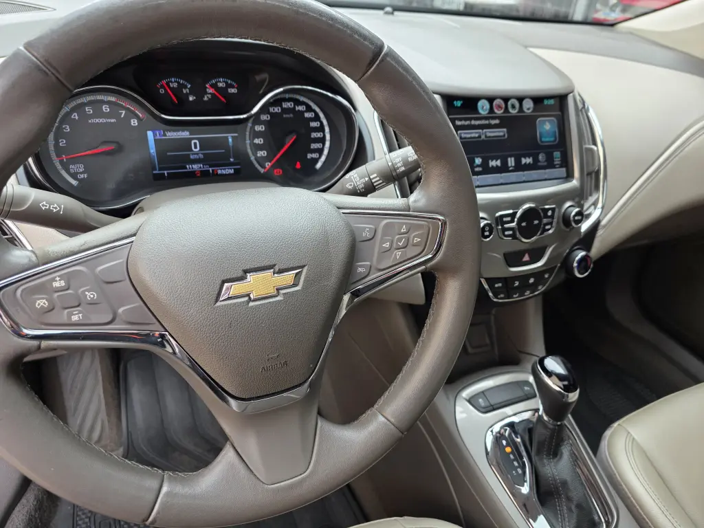 CHEVROLET Cruze Hatch - Foto