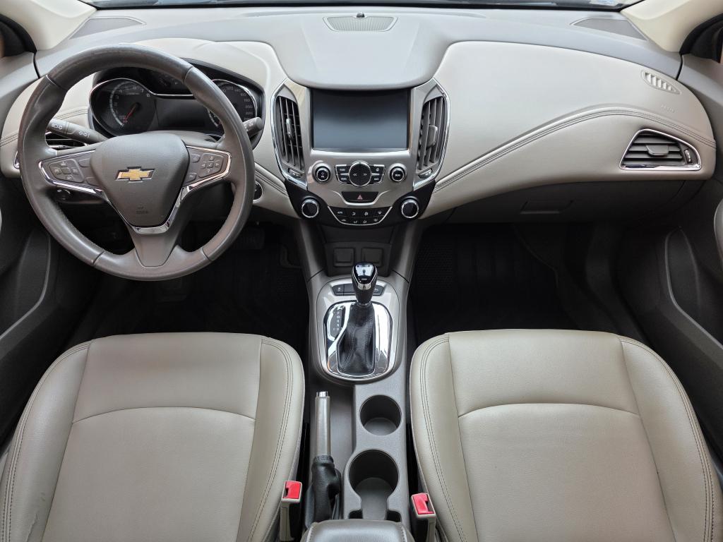 CHEVROLET Cruze Hatch - Foto