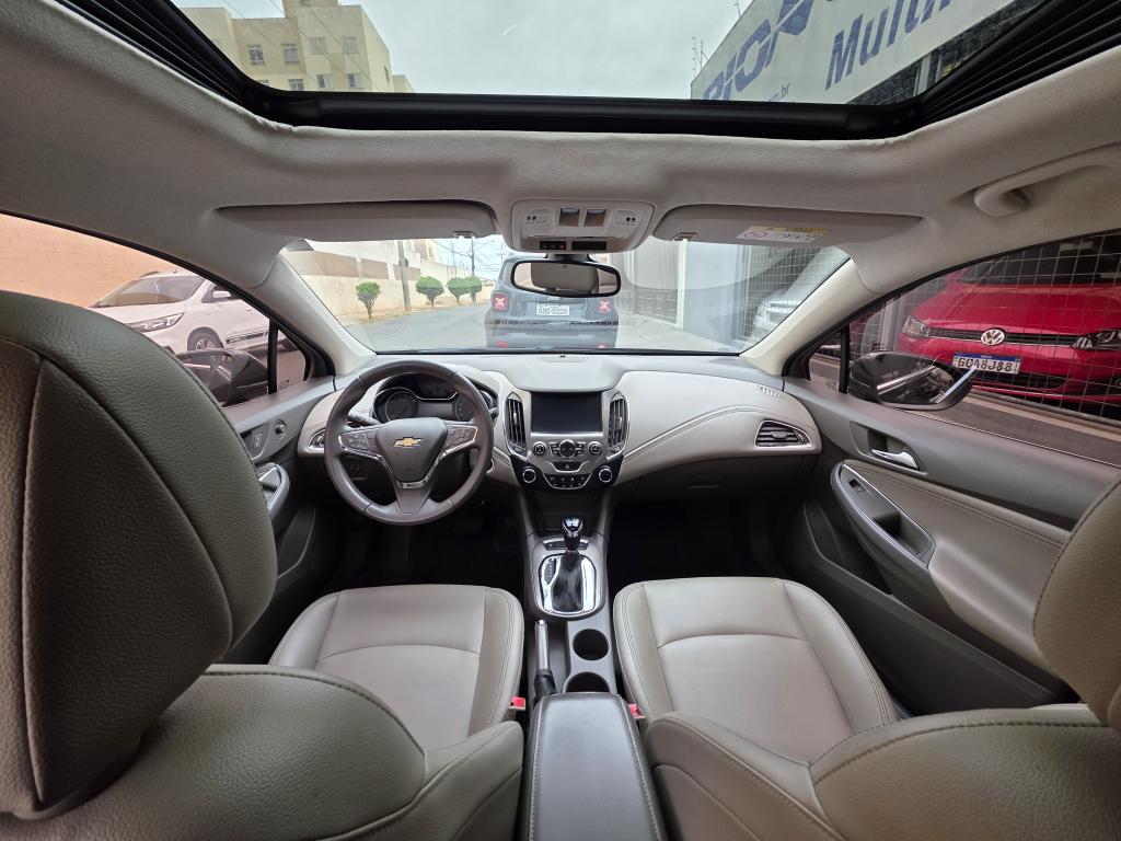 CHEVROLET Cruze Hatch - Foto