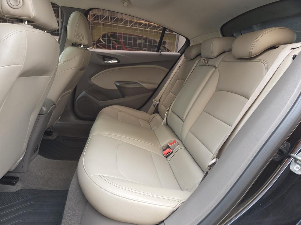 CHEVROLET Cruze Hatch - Foto