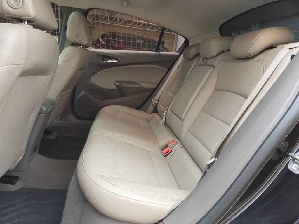 CHEVROLET Cruze Hatch - Foto