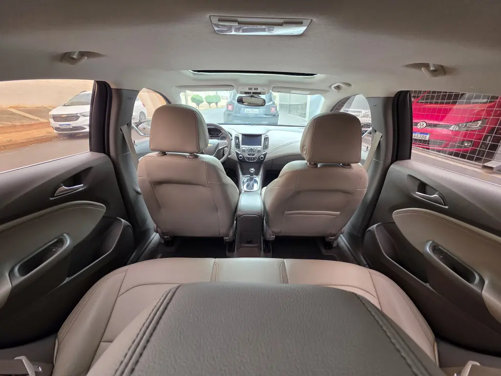 CHEVROLET Cruze Hatch - Foto