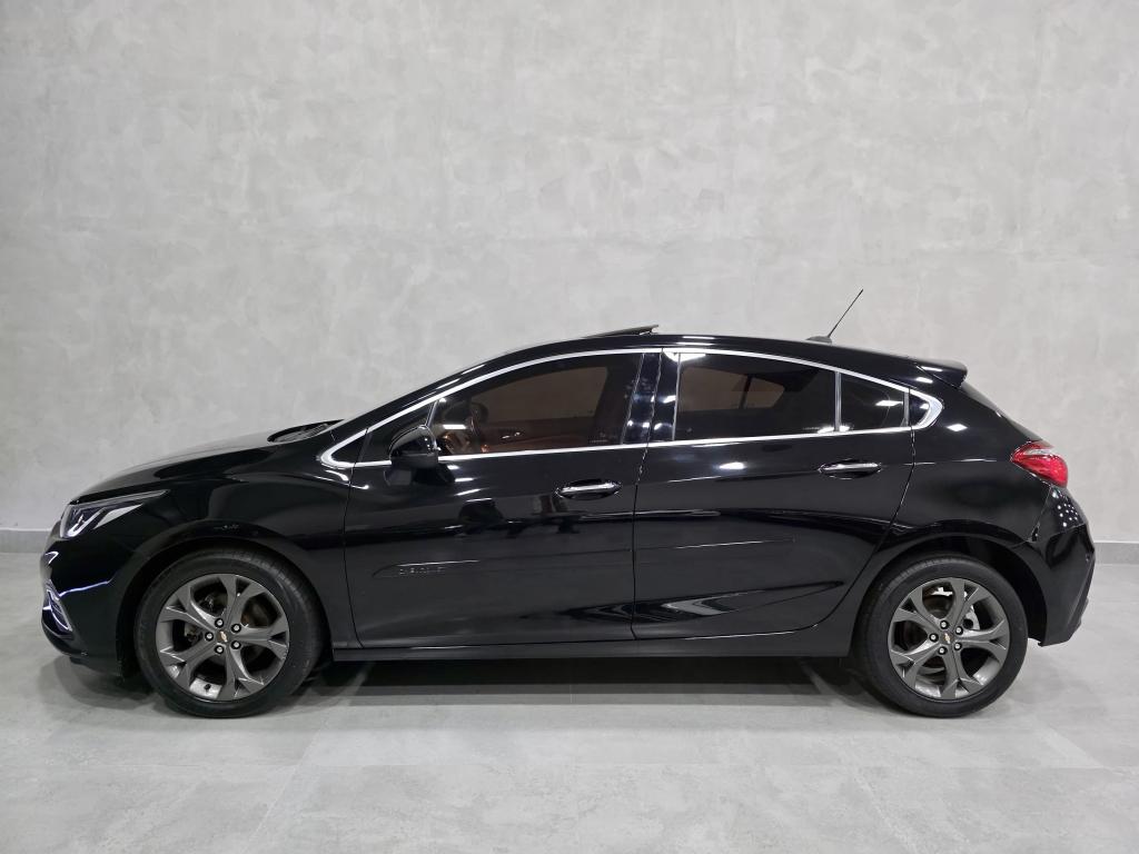 CHEVROLET Cruze Hatch - Foto
