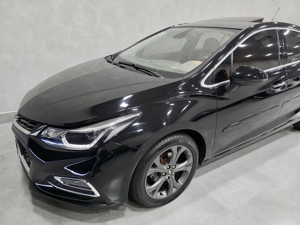 CHEVROLET Cruze Hatch - Foto