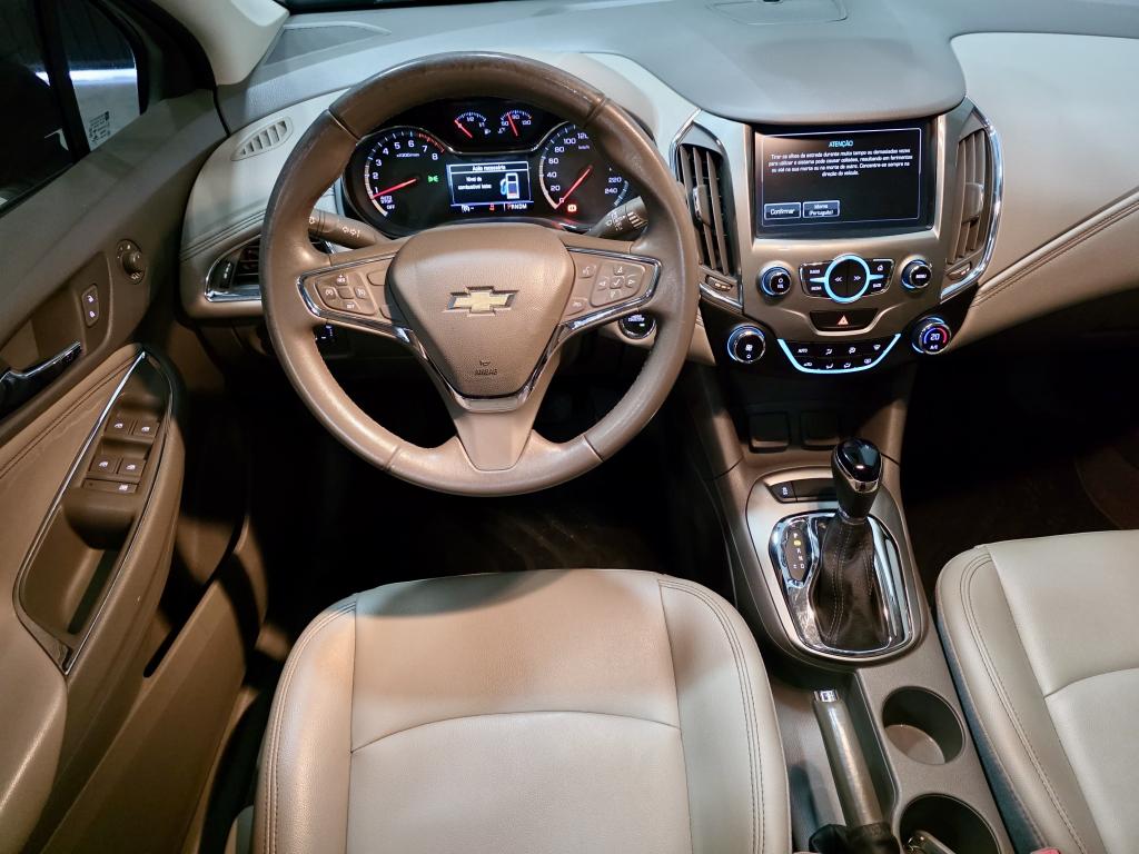 CHEVROLET Cruze Hatch - Foto