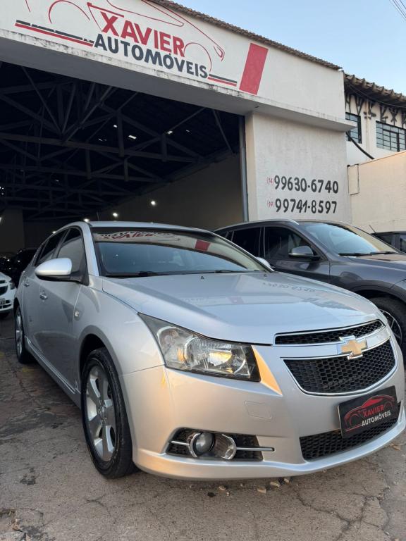 CHEVROLET Cruze Hatch - Foto