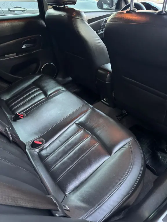 CHEVROLET Cruze Hatch - Foto