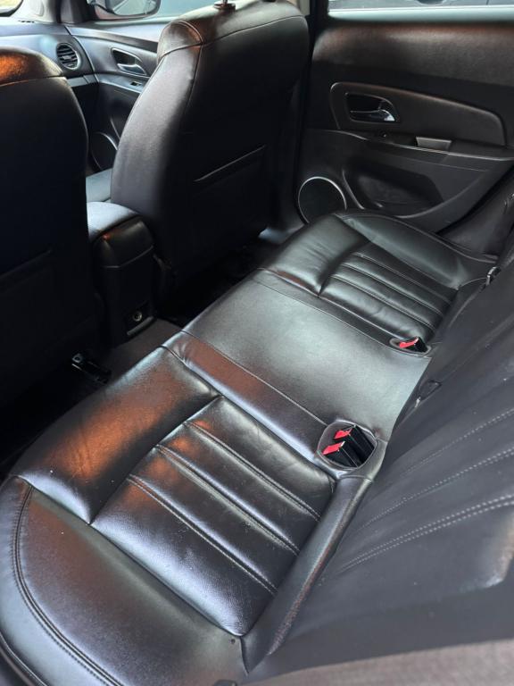 CHEVROLET Cruze Hatch - Foto