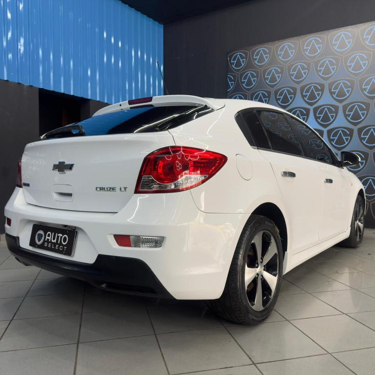 CHEVROLET Cruze Hatch - Foto