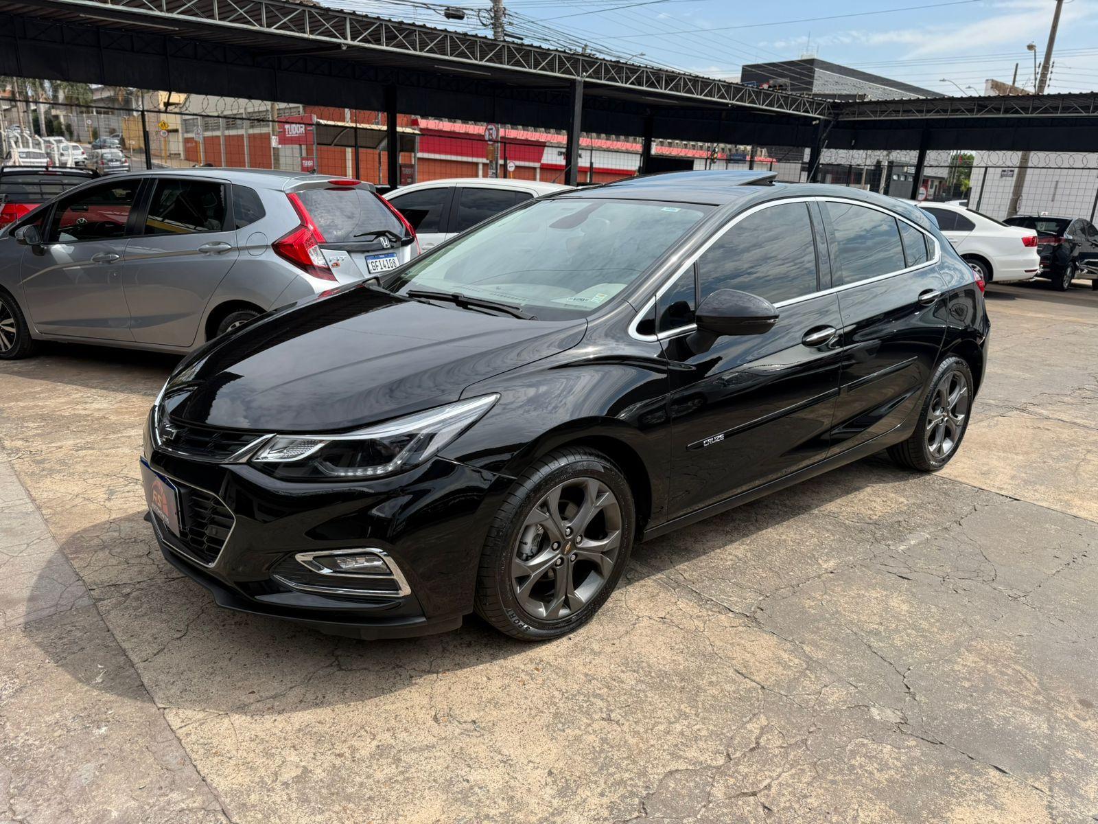 CHEVROLET Cruze Hatch - Foto