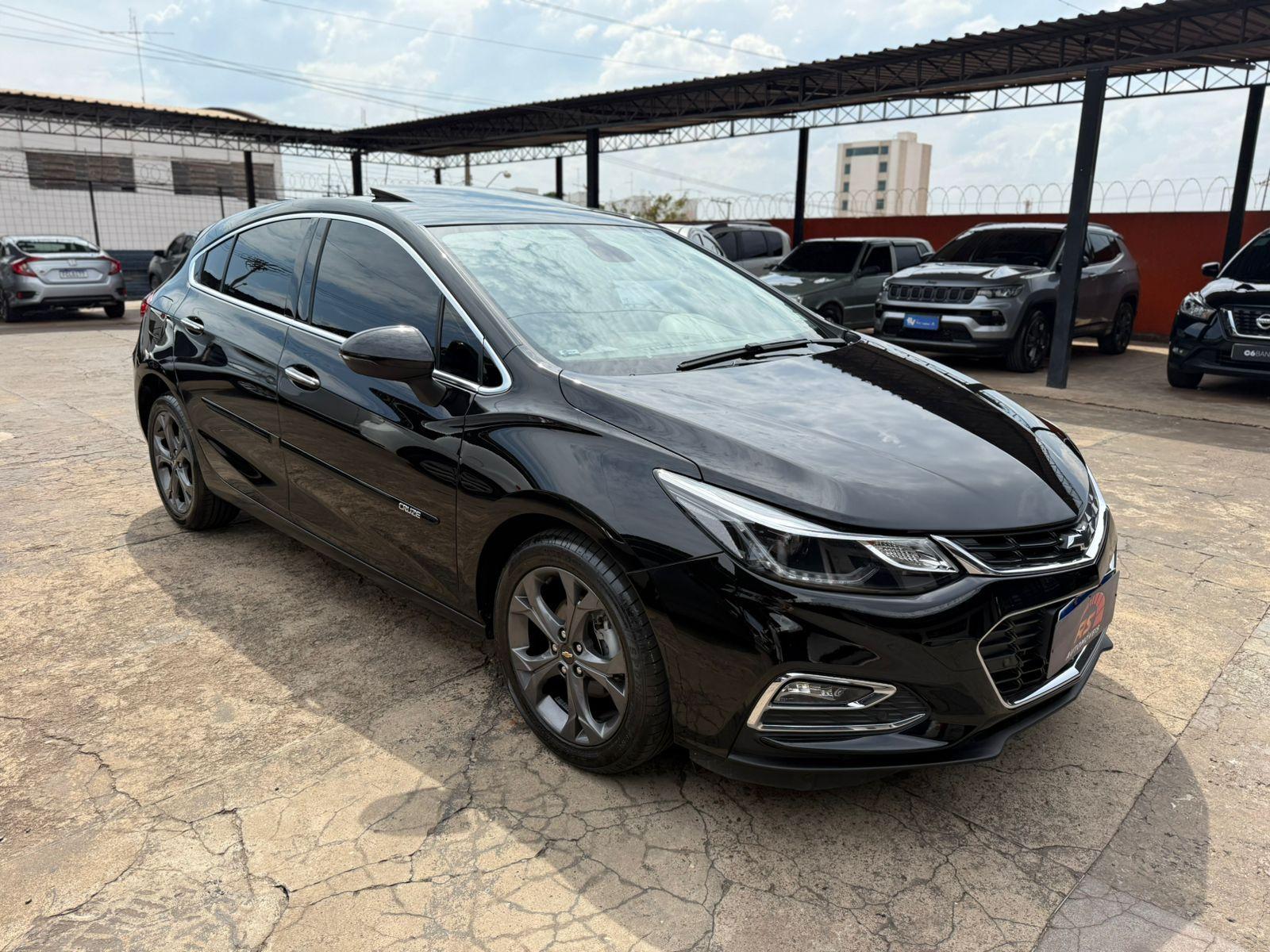 CHEVROLET Cruze Hatch - Foto