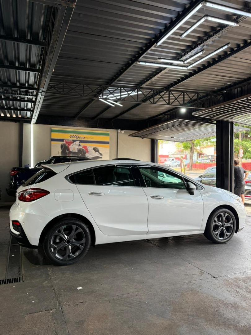 CHEVROLET Cruze Hatch - Foto