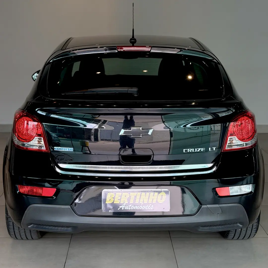 CHEVROLET Cruze Hatch - Foto