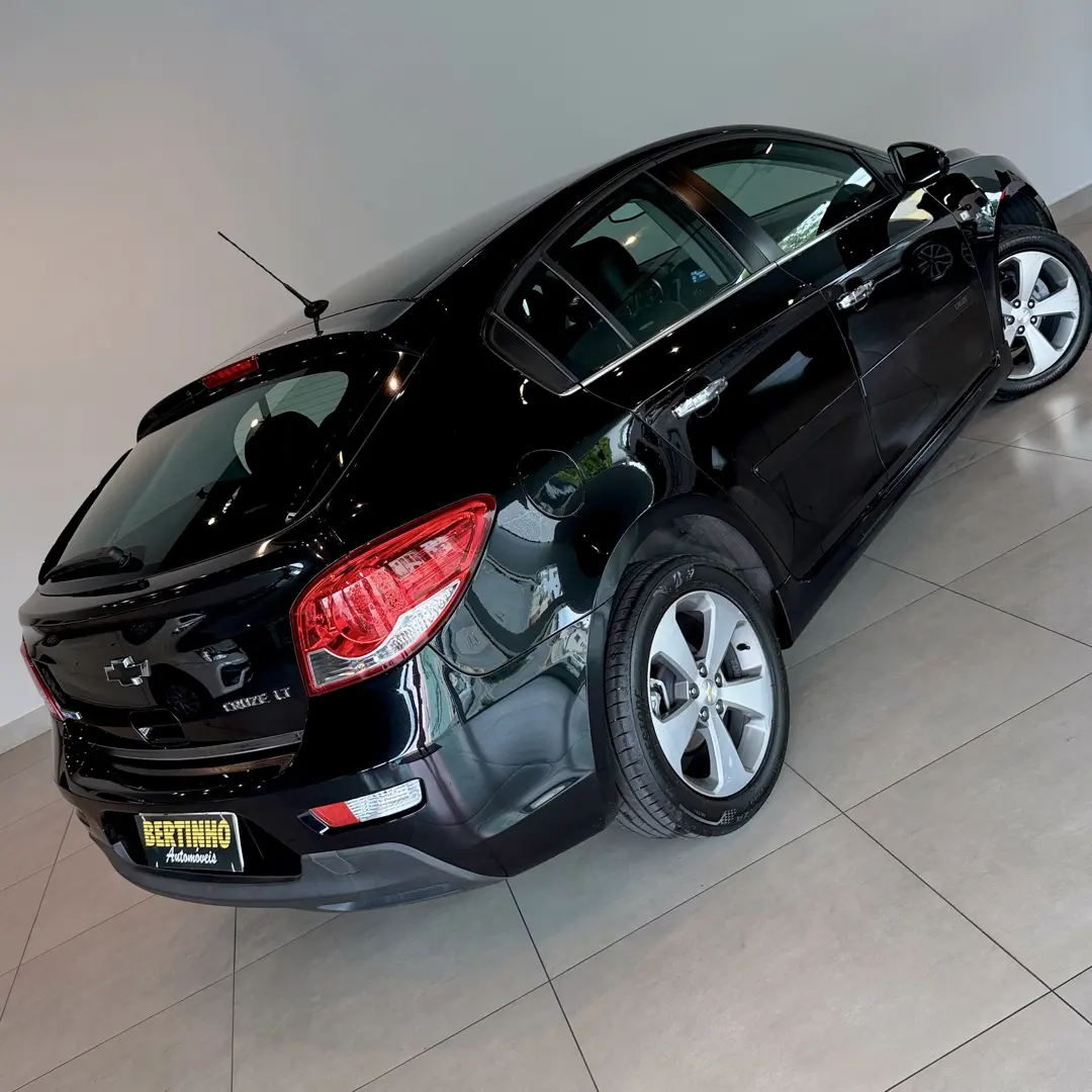CHEVROLET Cruze Hatch - Foto
