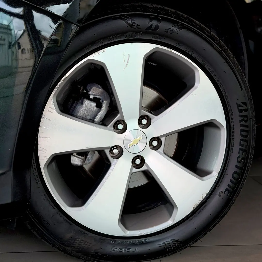 CHEVROLET Cruze Hatch - Foto