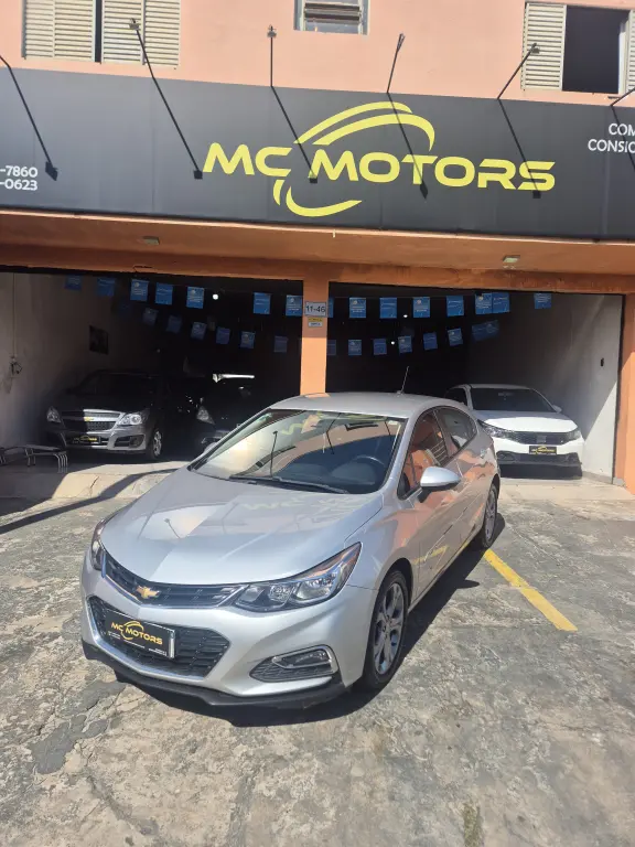 CHEVROLET Cruze Hatch - Foto