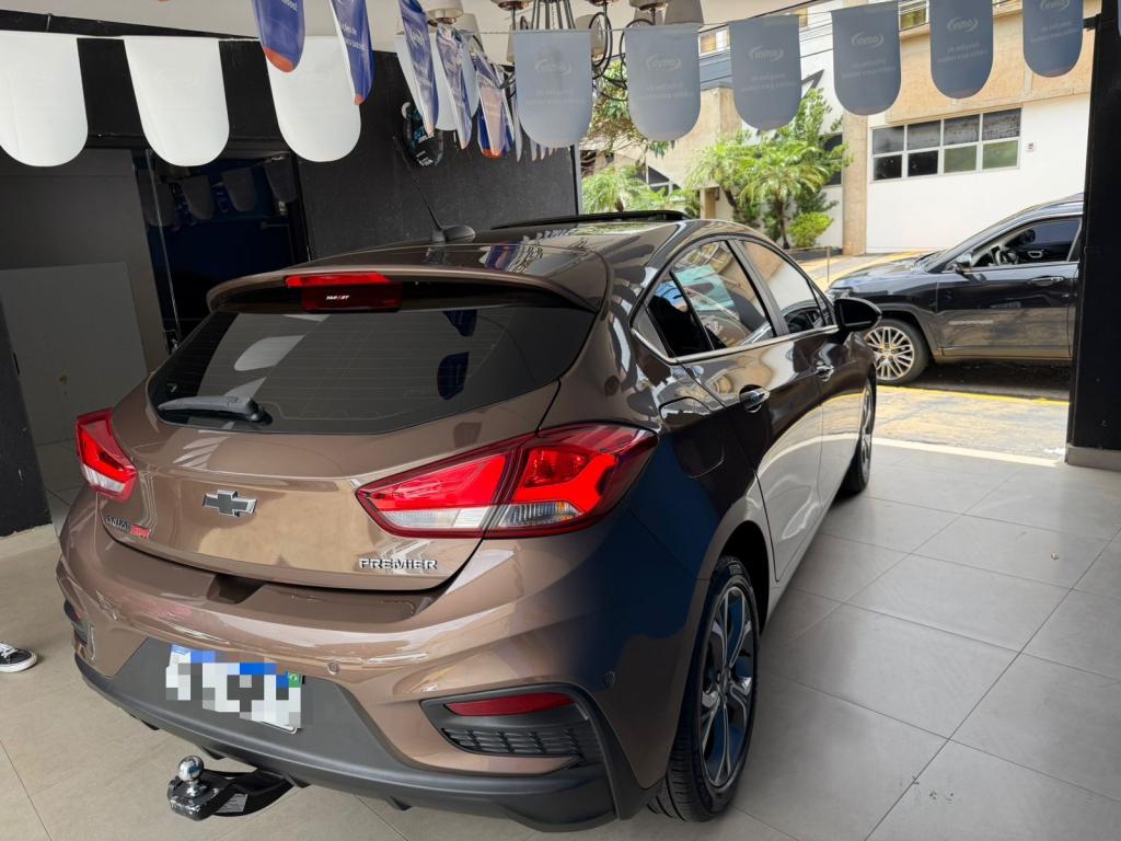 CHEVROLET Cruze Hatch - Foto