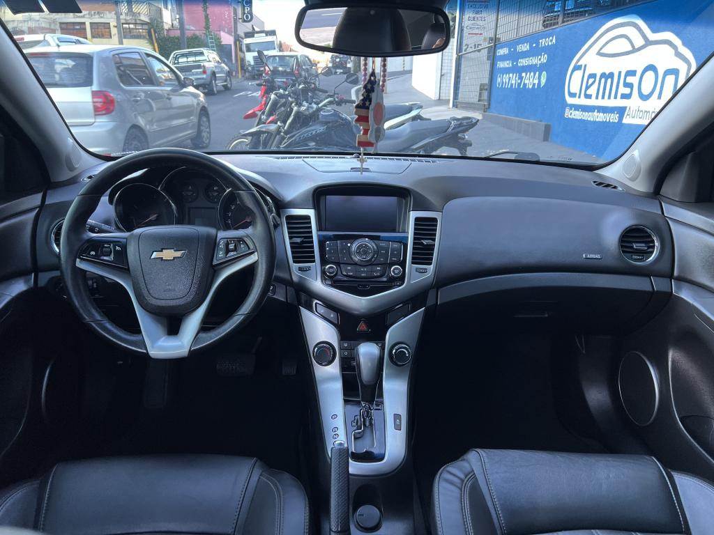 CHEVROLET Cruze Hatch - Foto