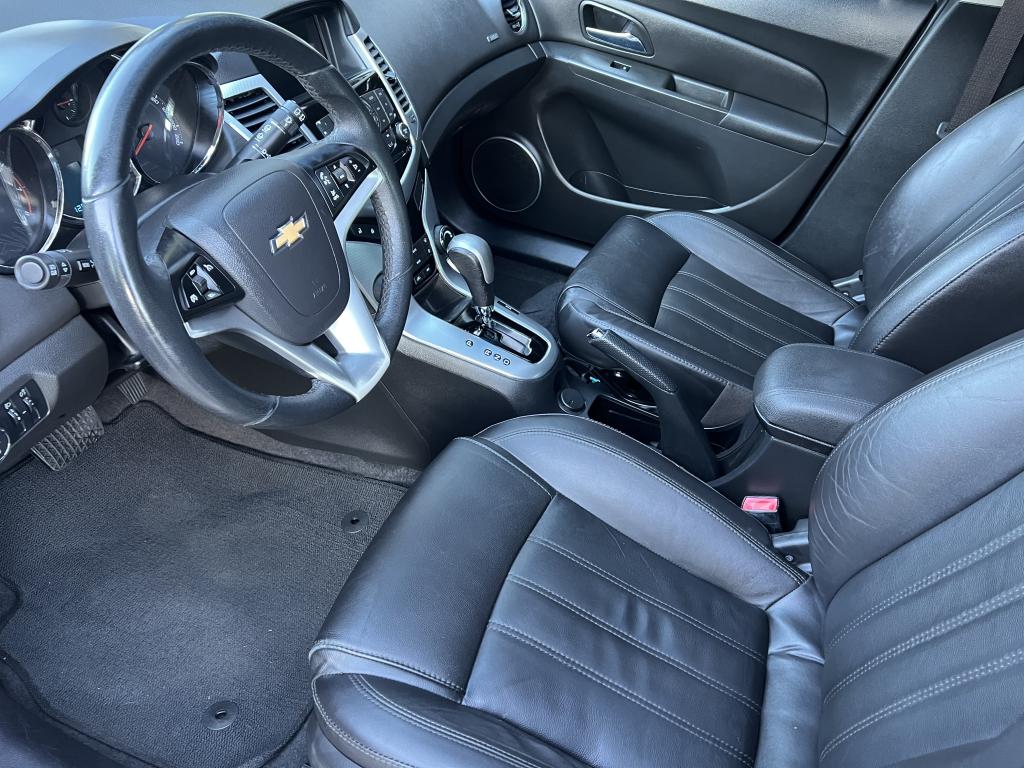 CHEVROLET Cruze Hatch - Foto