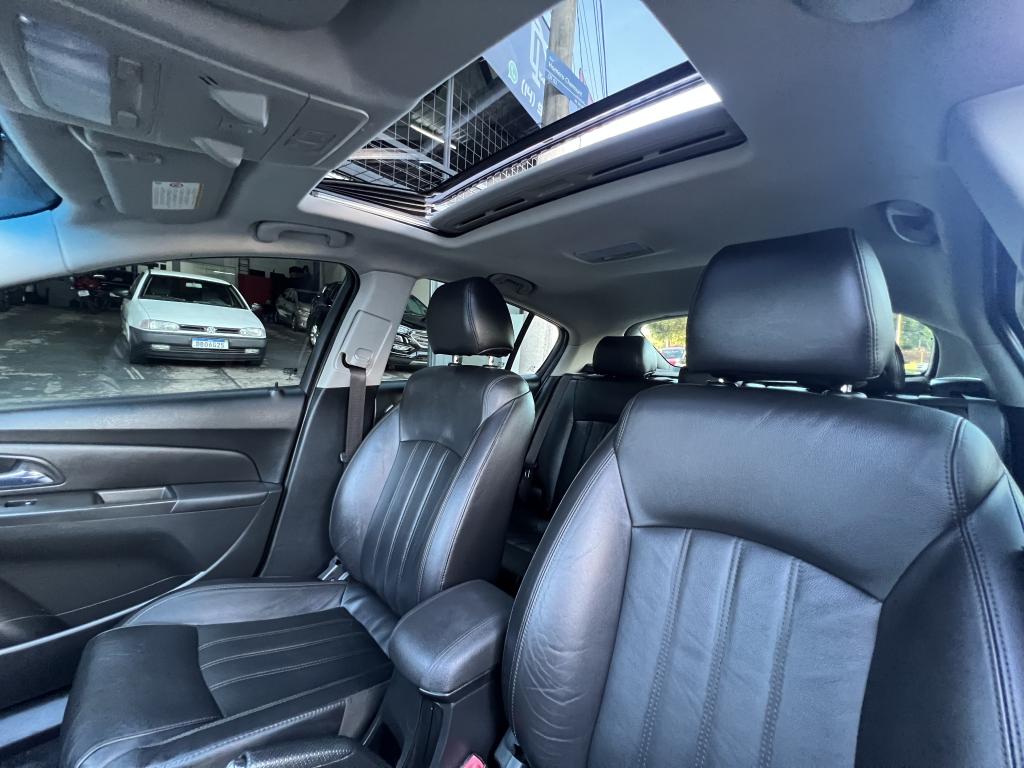 CHEVROLET Cruze Hatch - Foto