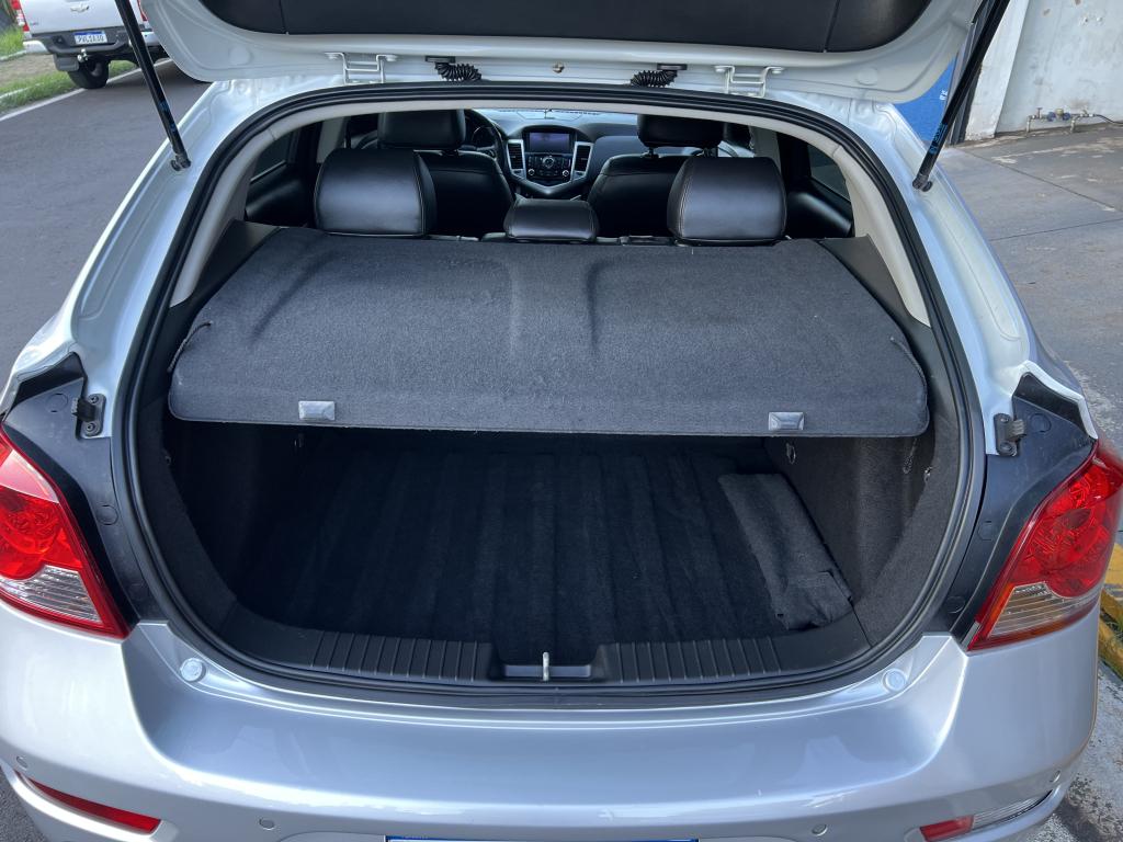 CHEVROLET Cruze Hatch - Foto