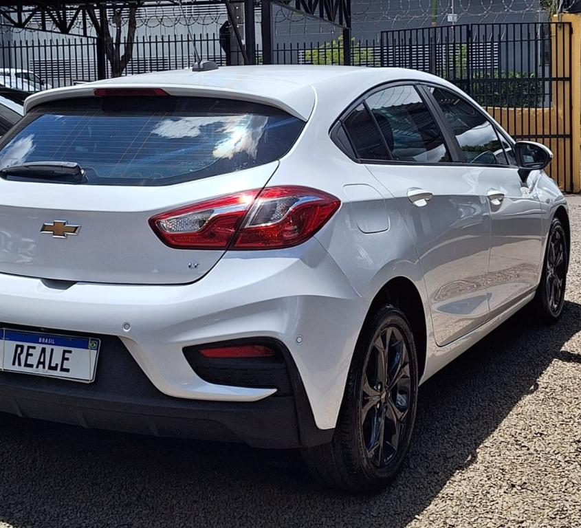 CHEVROLET Cruze Hatch - Foto