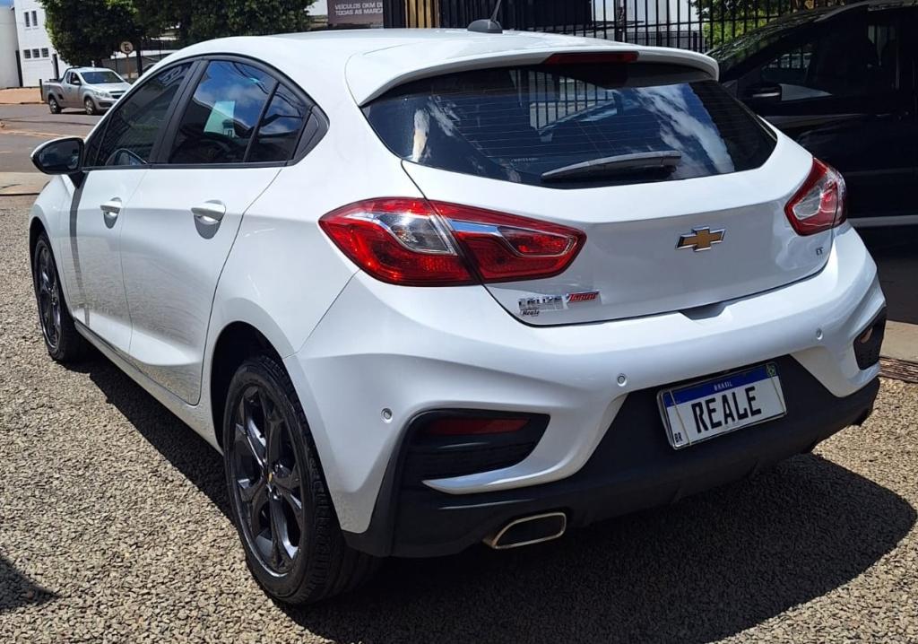 CHEVROLET Cruze Hatch - Foto