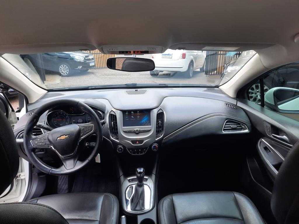 CHEVROLET Cruze Hatch - Foto