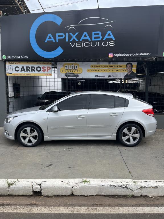 CHEVROLET Cruze Hatch - Foto