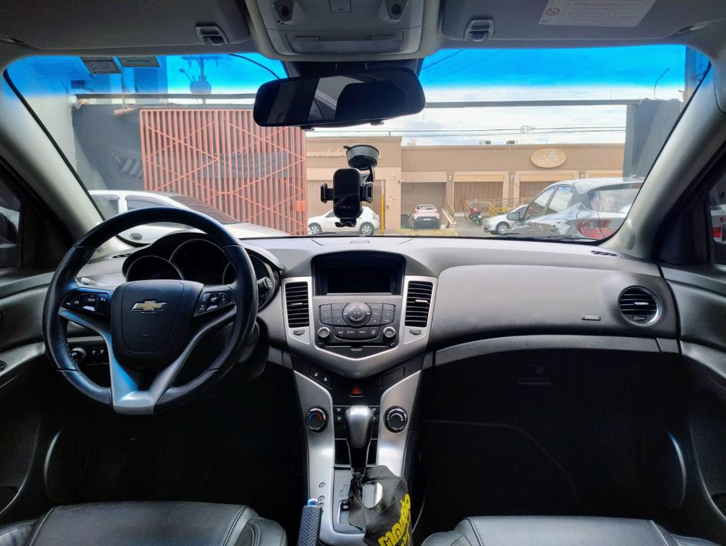 CHEVROLET Cruze Hatch - Foto