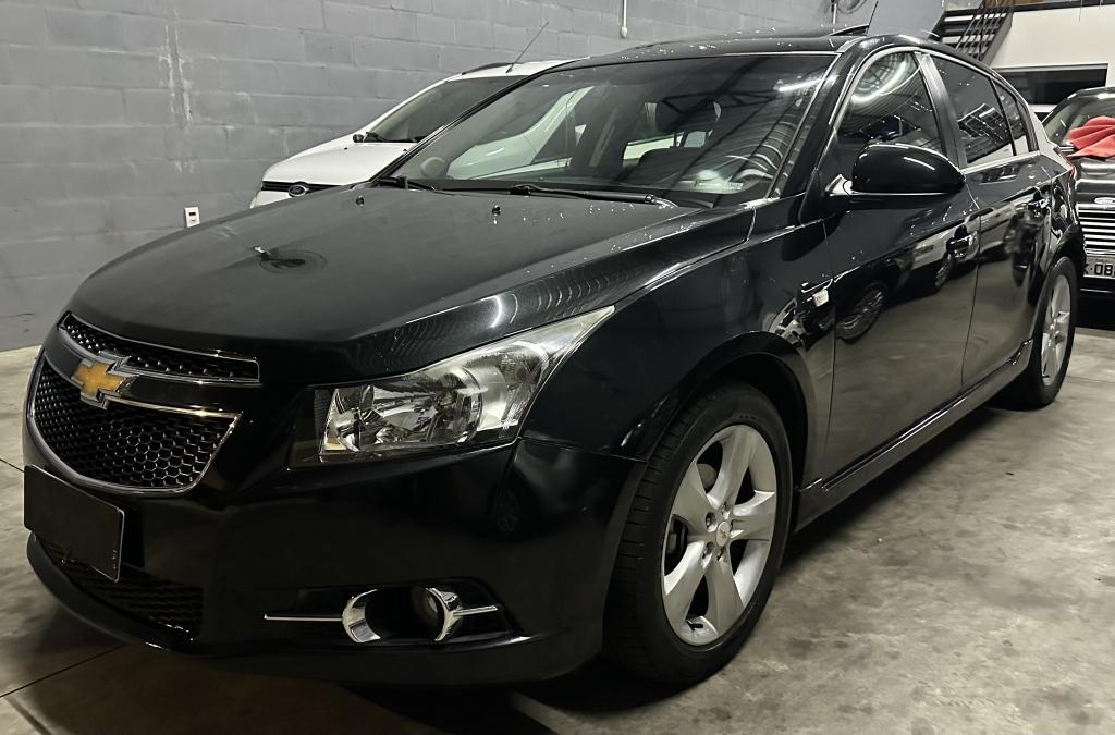 CHEVROLET Cruze Hatch - Foto